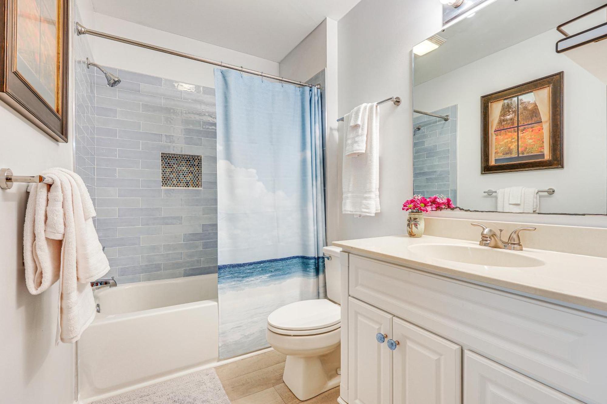 Oak Island Beachfront Condo With Community Pool エクステリア 写真
