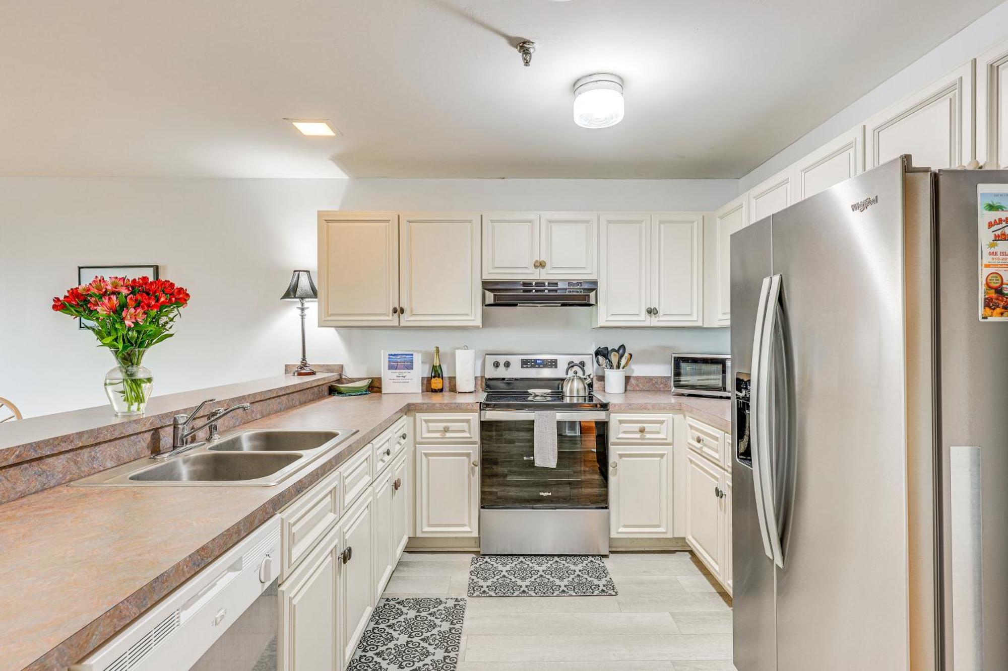 Oak Island Beachfront Condo With Community Pool エクステリア 写真